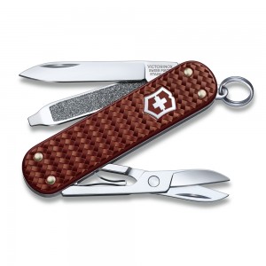VICTORINOX CLASSIC SD ALOX. Обзор швейцарского ножа-брелка с алюминиевым покрытием