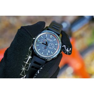 VICTORINOX ALLIANCE SPORT CHRONOGRAPH. Обзор на швейцарские часы для спортивных целей