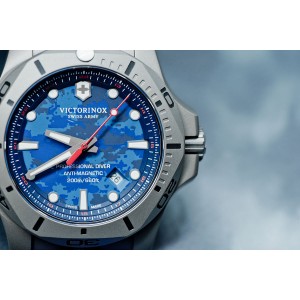 VICTORINOX INOX PROFESSIONAL DIVER. Обзор на швейцарские часы для погружения на глубину