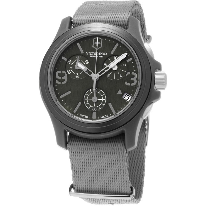 Швейцарские наручные часы VICTORINOX с хронографом 241532
