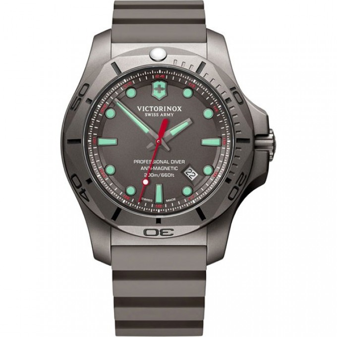 Швейцарские титановые наручные часы VICTORINOX 241810