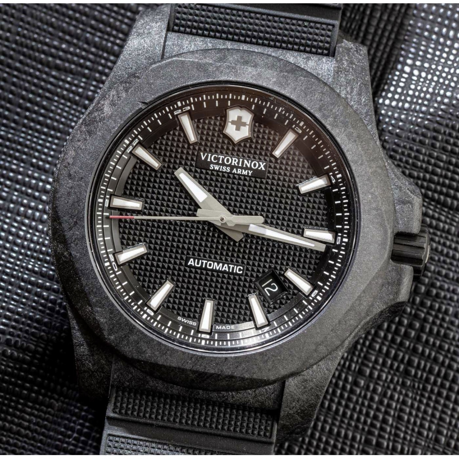 VICTORINOX I.N.O.X. CARBON MECHANICAL 241866.1