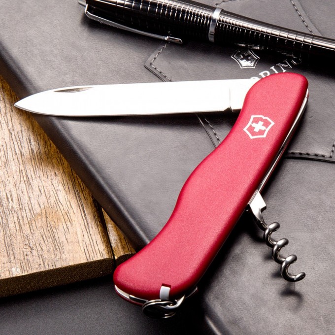 Швейцарский нож. Victorinox Alpineer [0.8323]. Нож Victorinox Alpineer. Нож Victorinox 0.8323. Ножи Victorinox Alpineer красный 0.8823.