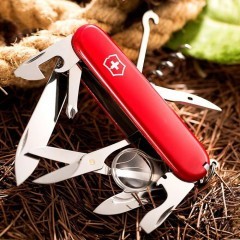 Обзор VICTORINOX FORESTER. Линейка лесных ножей, проверенных временем